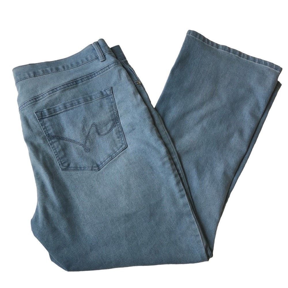 DG2 Light Wash Bootcut Jeans - Women’s 16PW